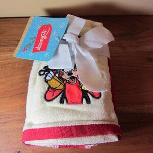 disney mickey mouse hand kitchen towels NIP (H148)